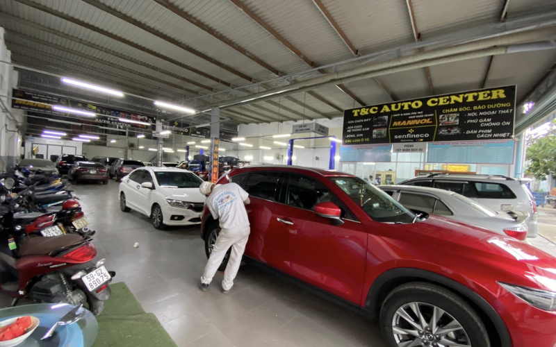 Garage Sửa Chữa Ô Tô T&C Tô Ký uy tín Hóc Môn